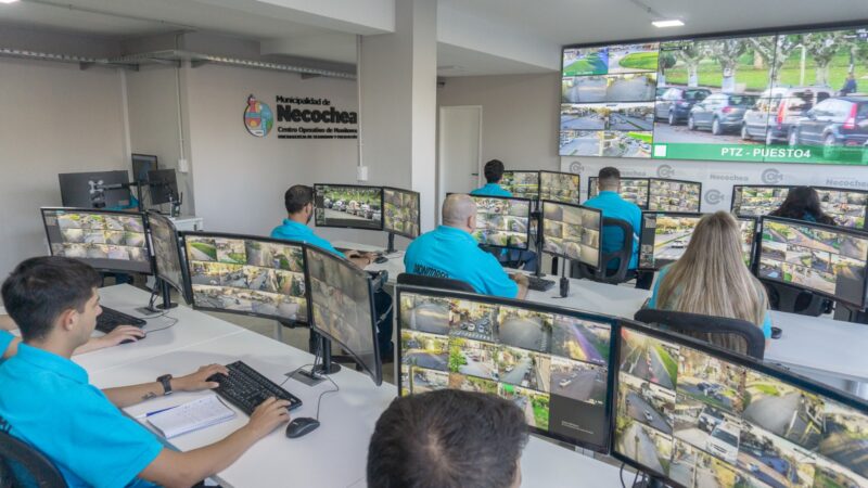 El Intendente inauguró el Centro de Monitoreo con más de 200 cámaras y financiado con recursos genuinos del municipio